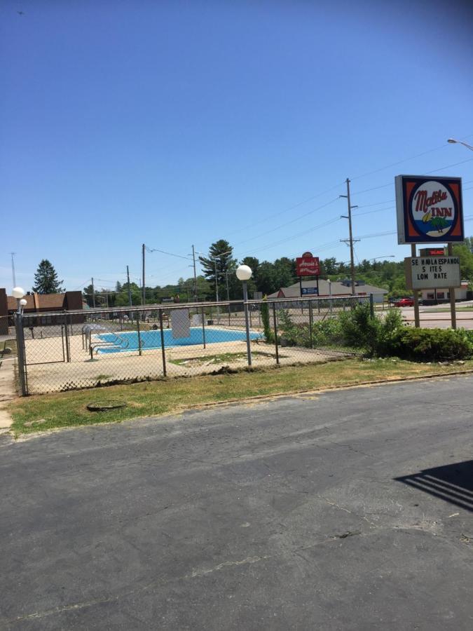 Lake Delton Malibu Inn المظهر الخارجي الصورة