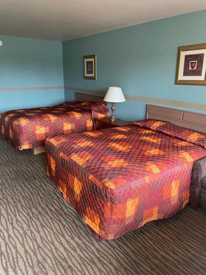 Lake Delton Malibu Inn المظهر الخارجي الصورة