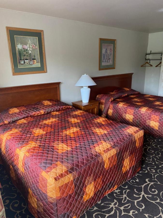 Lake Delton Malibu Inn المظهر الخارجي الصورة