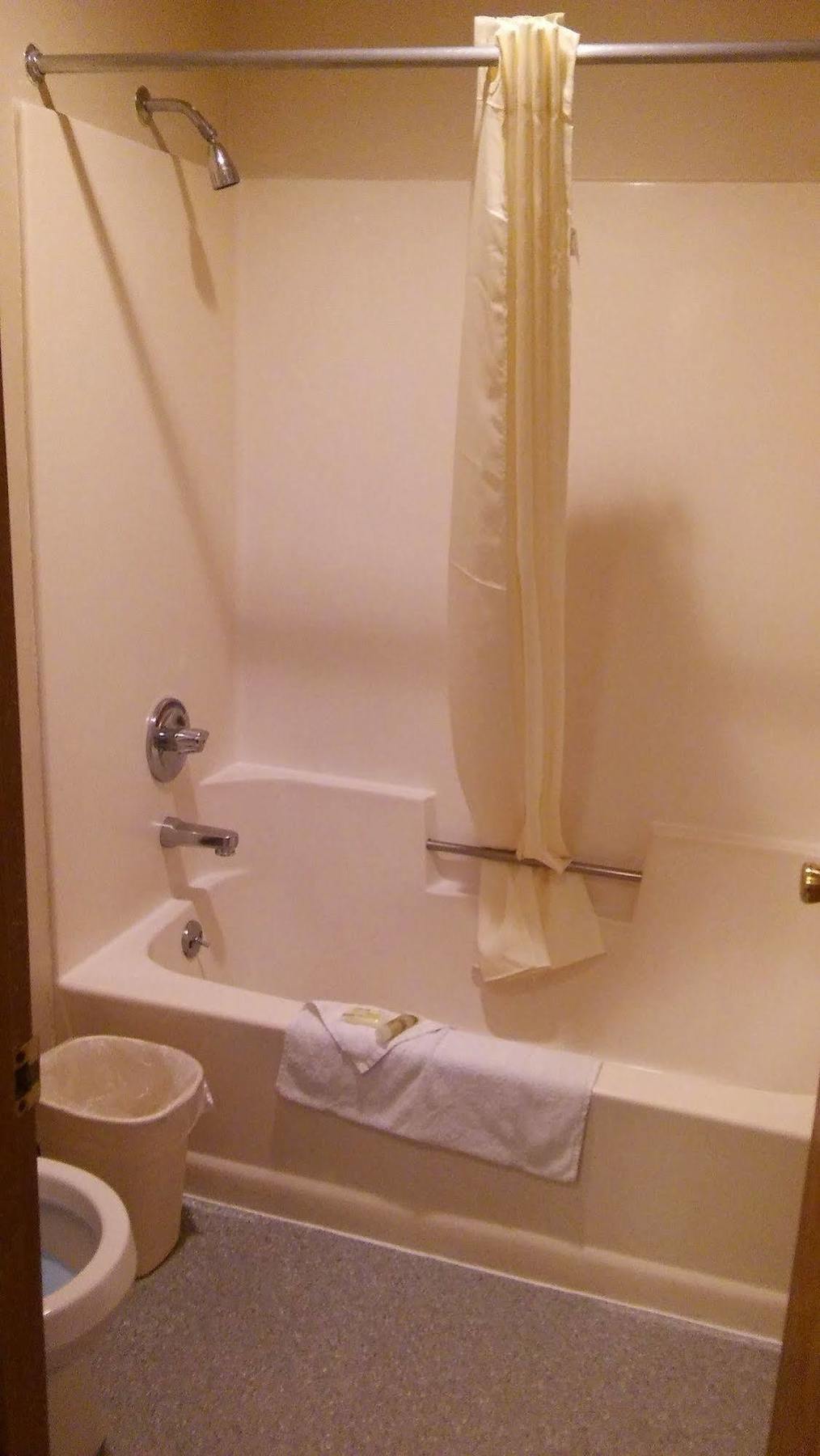 Lake Delton Malibu Inn المظهر الخارجي الصورة