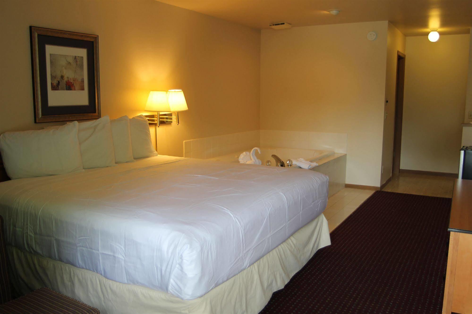 Lake Delton Malibu Inn المظهر الخارجي الصورة